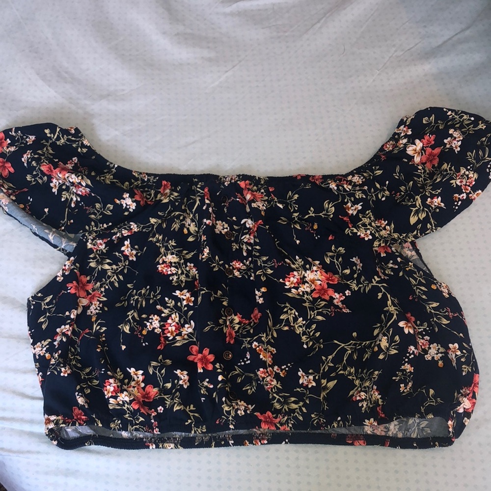 Off The Shoulder Crop Top